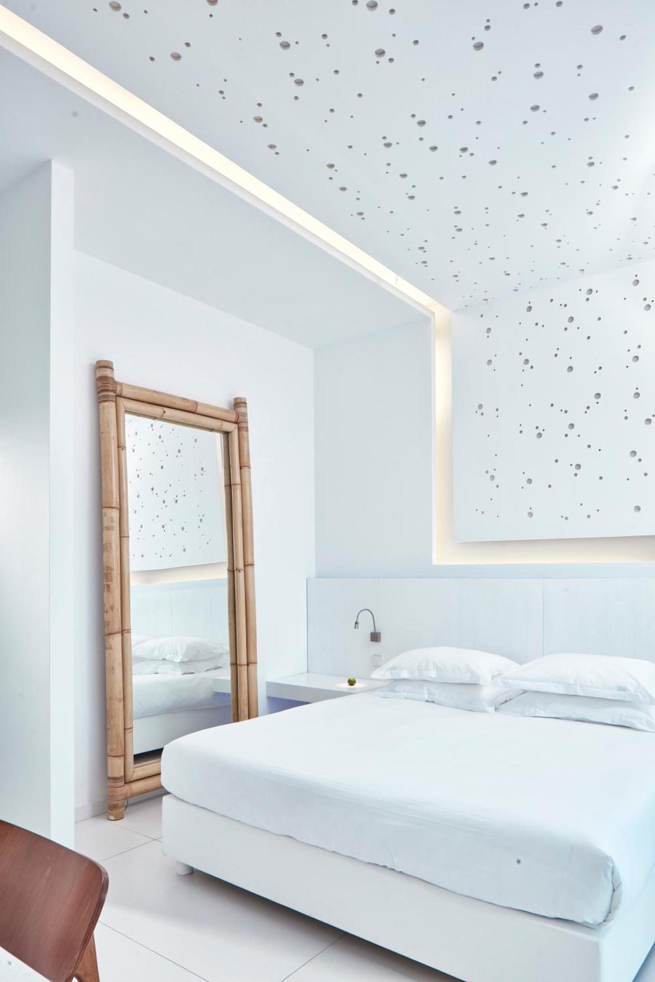 Diamond Penthouse Suite (Two Bedroom)